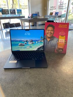 13” MacBook Air M2 w/o TouchID - Upgraded Ram!