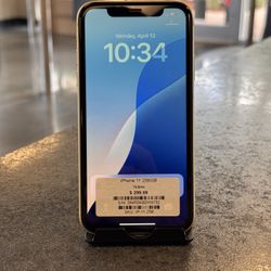 iPhone 11 — 256GB (Yellow)