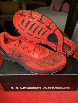 UA Hovr Intake 6 Size 11.5