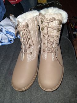 Blowfish Girl's Ravish-K (Little Kid/Big Kid)
 Size 3.5 new