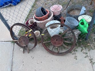 Antique Wagon Wheels Pair