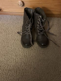 Girls Boots Size 1y