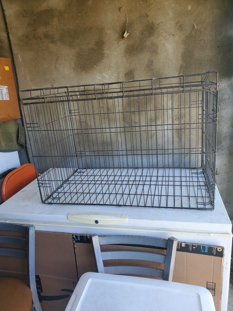 Dog Cage 36x24 Excellent Cond