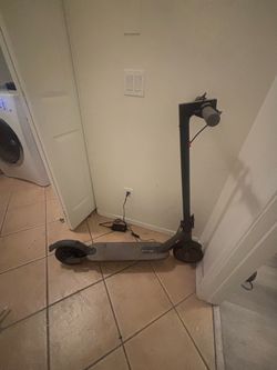 Electric scooter