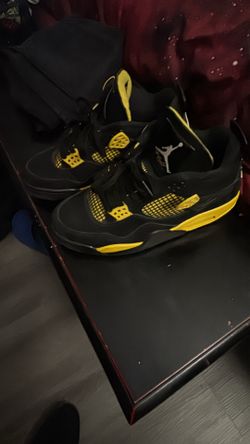 Retro Thunder 4's size 8.5