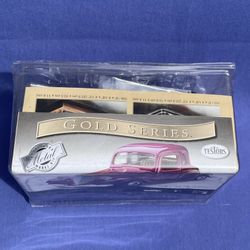 Testors Gold Series Limited Edition 1:24 Scale 1934 Ford Coupe Metal Open Box