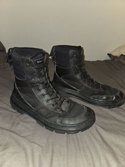 Doc / Dr. Martens size 10 black Combs Tech boots