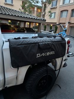 Tailgate bike pad