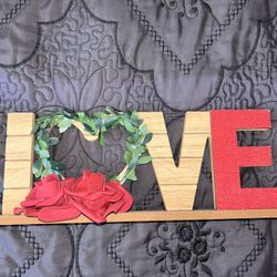 LOVE VALENTINES sign