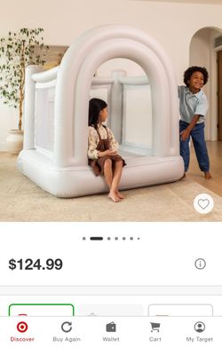 Mini bounce house