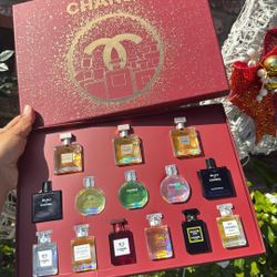 Chanel Perfume Gift Set Women AMAZING! Retail $380
