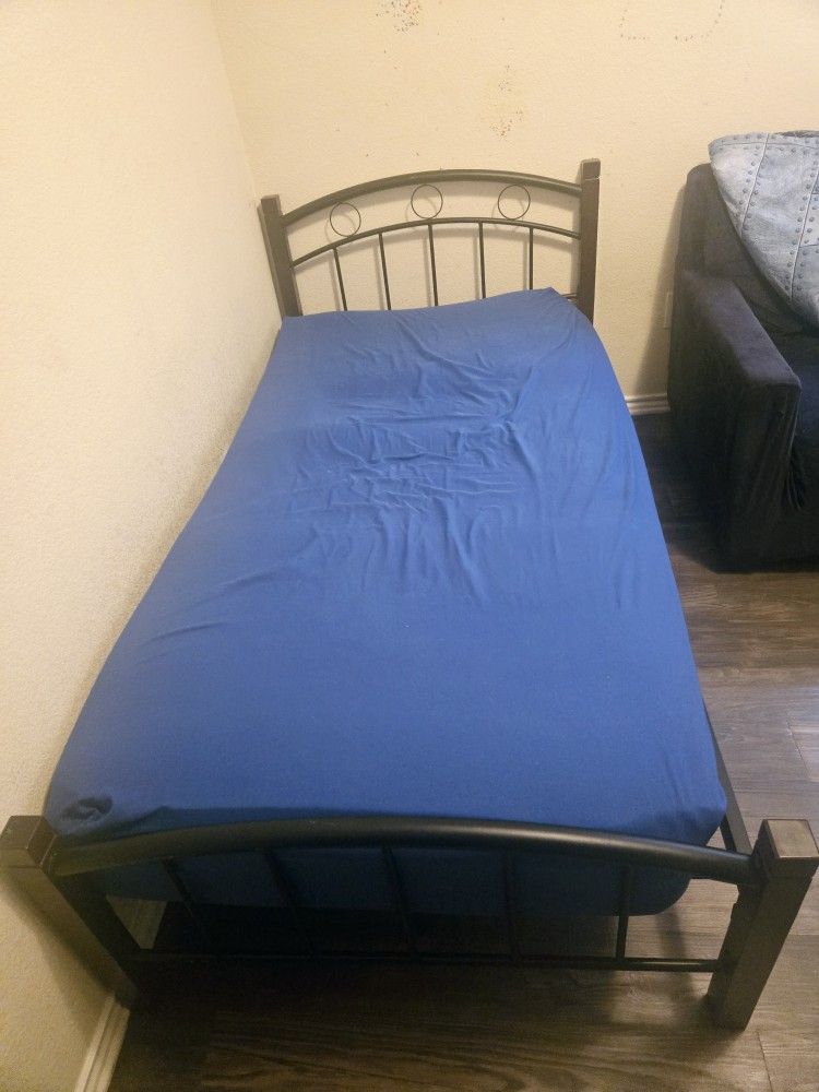bed twin size