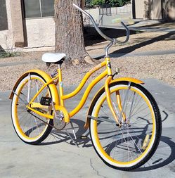 Green line women's beach cruiser size 26