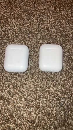 2 Airpods 1st gen