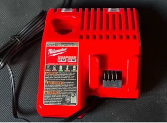 Milwaukee M12 M18 Battery Charger