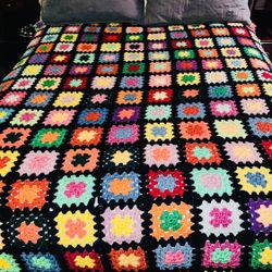 CROCHET HANDMADE AFGAN 5 Feet X 6 Feet Multi Color Worsted Yarn 180 Colorful Squares - Smoke And Pet Free Environment !!
