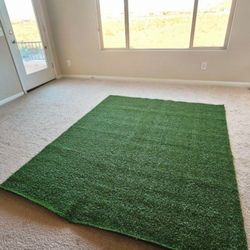 💥 New Artificial Turf – 71” x 89” (Indoor/Outdoor Use)