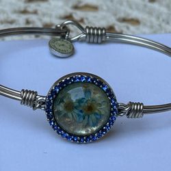 SALE! New! Luca+Danni Beautiful Dried Flowers Bangle Bracelet w/Box
