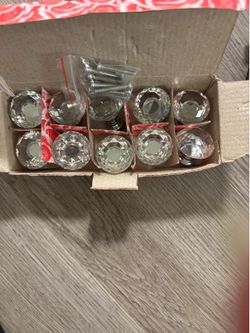 Drawer knobs