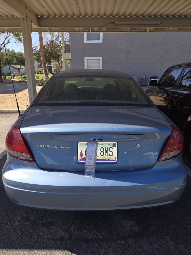 2006 Ford Taurus