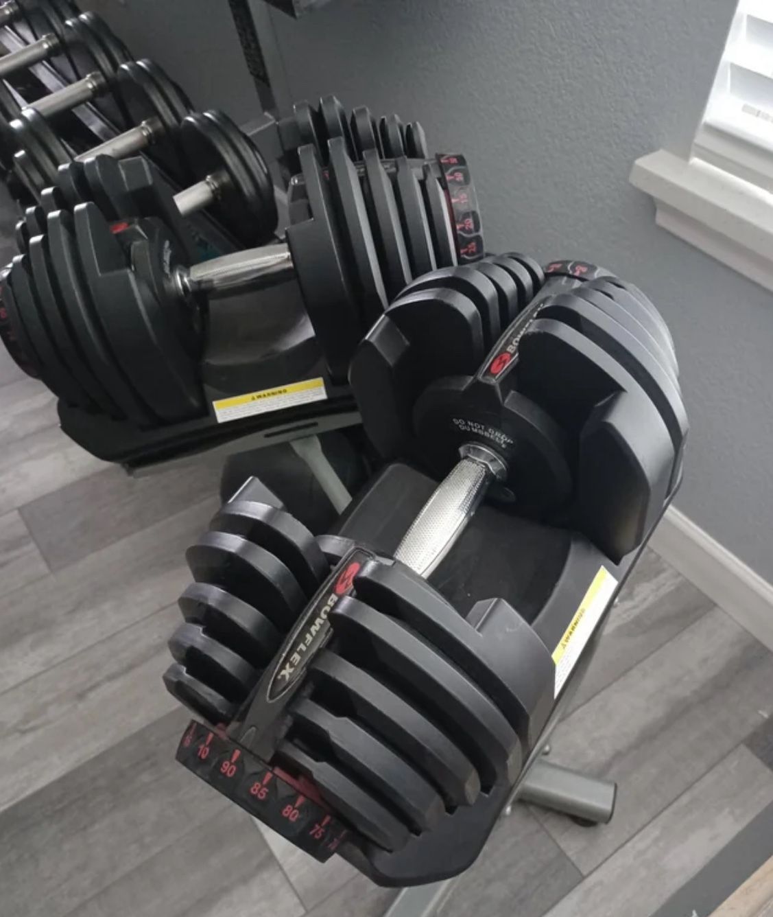Bowflex 1090 Dumbbells Like New!