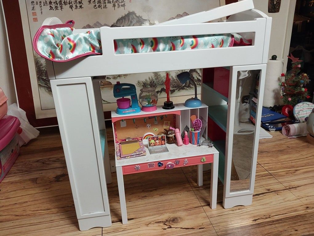 Doll Desk And Bunk Bed Set. 