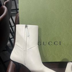 Bountiful Brand New Off-White Leather Square Toe Mid Calf Gucci Boots