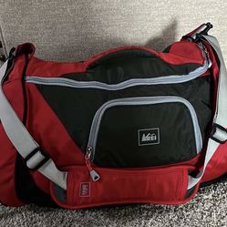 REI duffel travel gym bag 