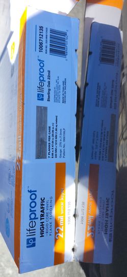 Lifeproof Sterling Oak 22 Mil Flooring