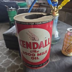 Kendall 1 Gallon Oil Can