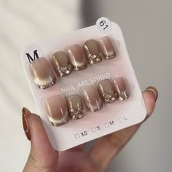 USED Press-On Nails – Pre-Owned Set (Read Description)