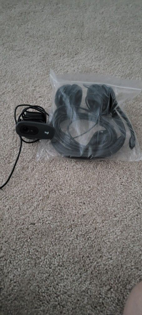 Logitech Bundle - USB Headset Mono H570e & HD 720p Webcam C505e