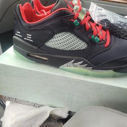 Retro Jordan 5s Low Clot Jade
