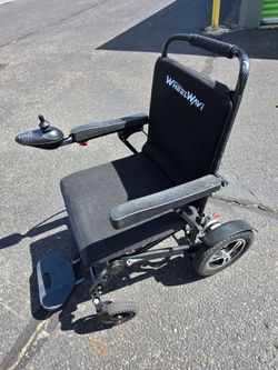 WheelWavi Folding Electric Wheelchair – 500W – 15 Mile Range