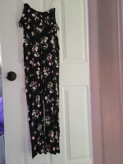 Girls Size 14 Black Floral Print Jumper Like New
