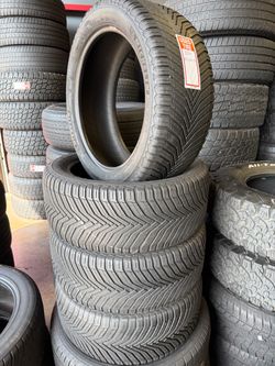 235/45R18 MICHELIN CROSS CLIMATE 2 full tires set