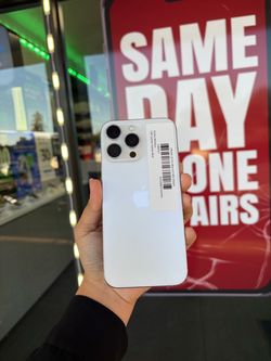 $85 to finance - Unlocked iPhone 16 Pro Max (256GB)