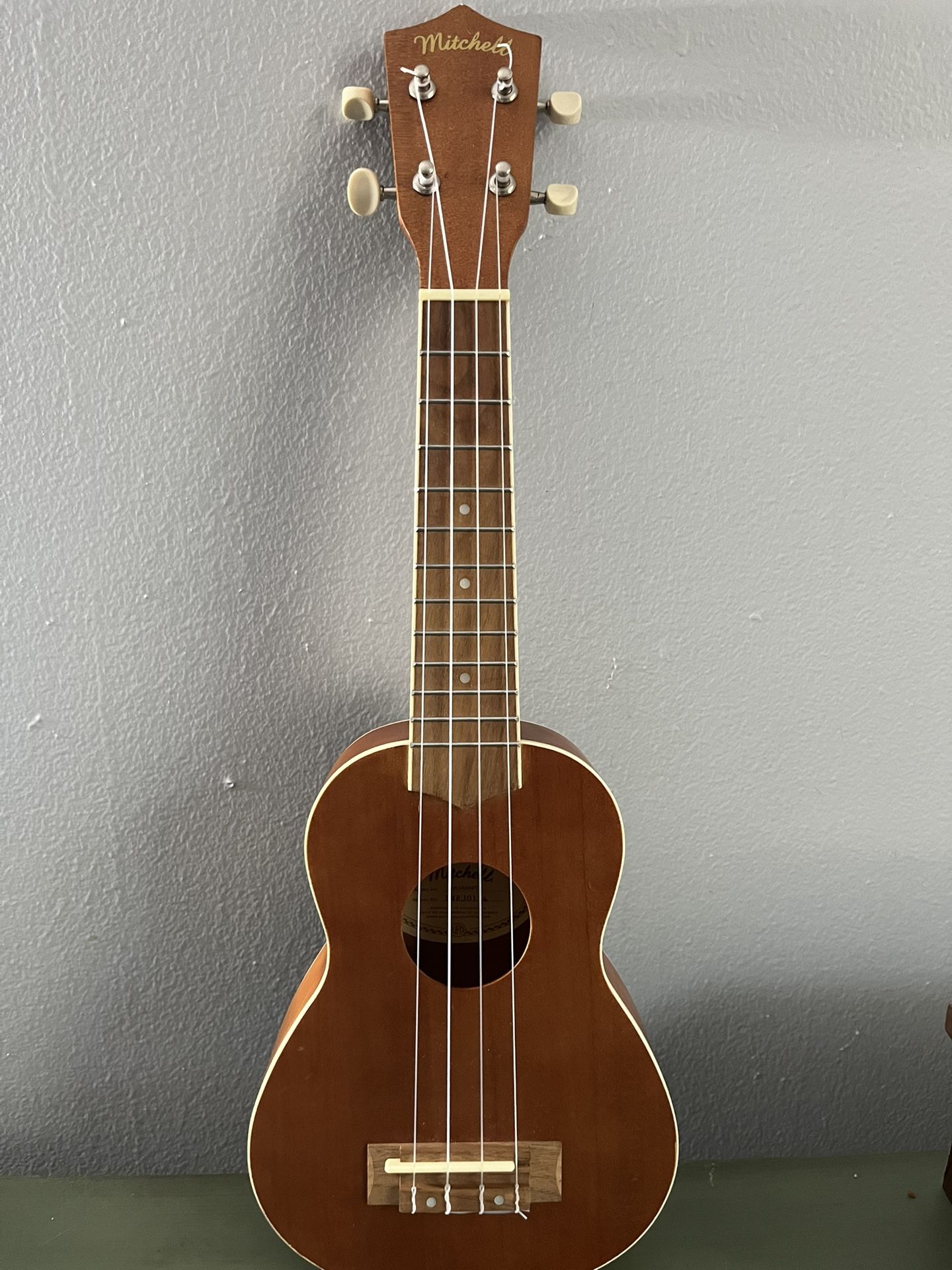 Mitchell Ukelele