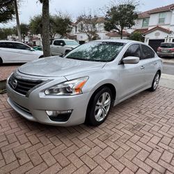 Nissan Altima 4 Sale