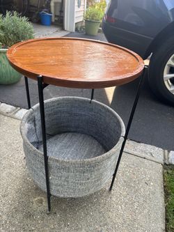 Side table with basket