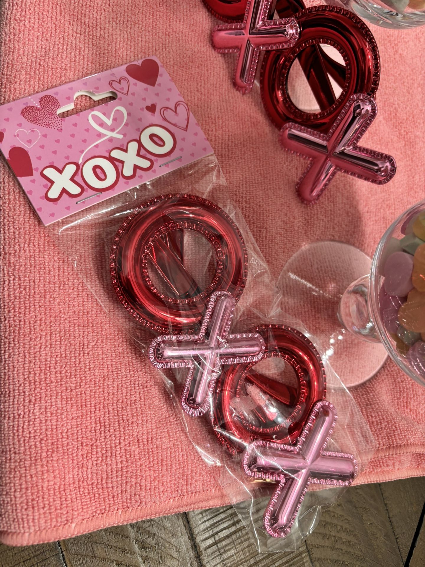 Valentines π XoXo fun Sunglasses