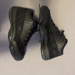 Air Jordan 11 Retro Low  “Referee” Size 9