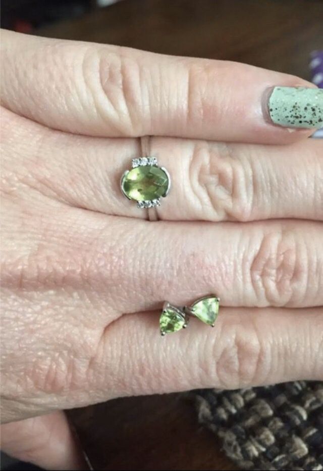 Diamond and peridot ring and earrings