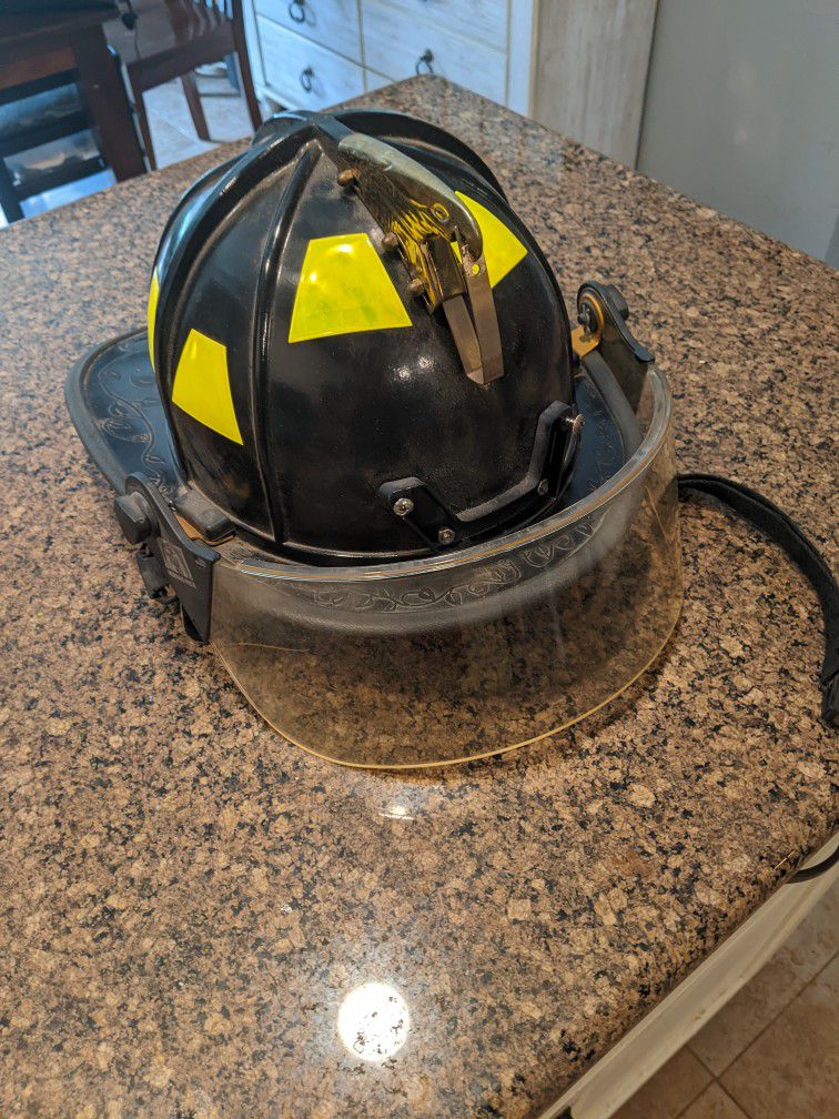 Firefighter Helmet 