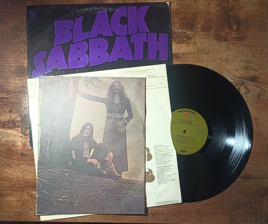 Black Sabbath - Master Of Reality Vinyl w/ Poster