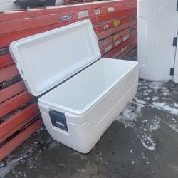 X large coolers in excellent condition