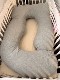 Momcozy Pregnancy Pillow.