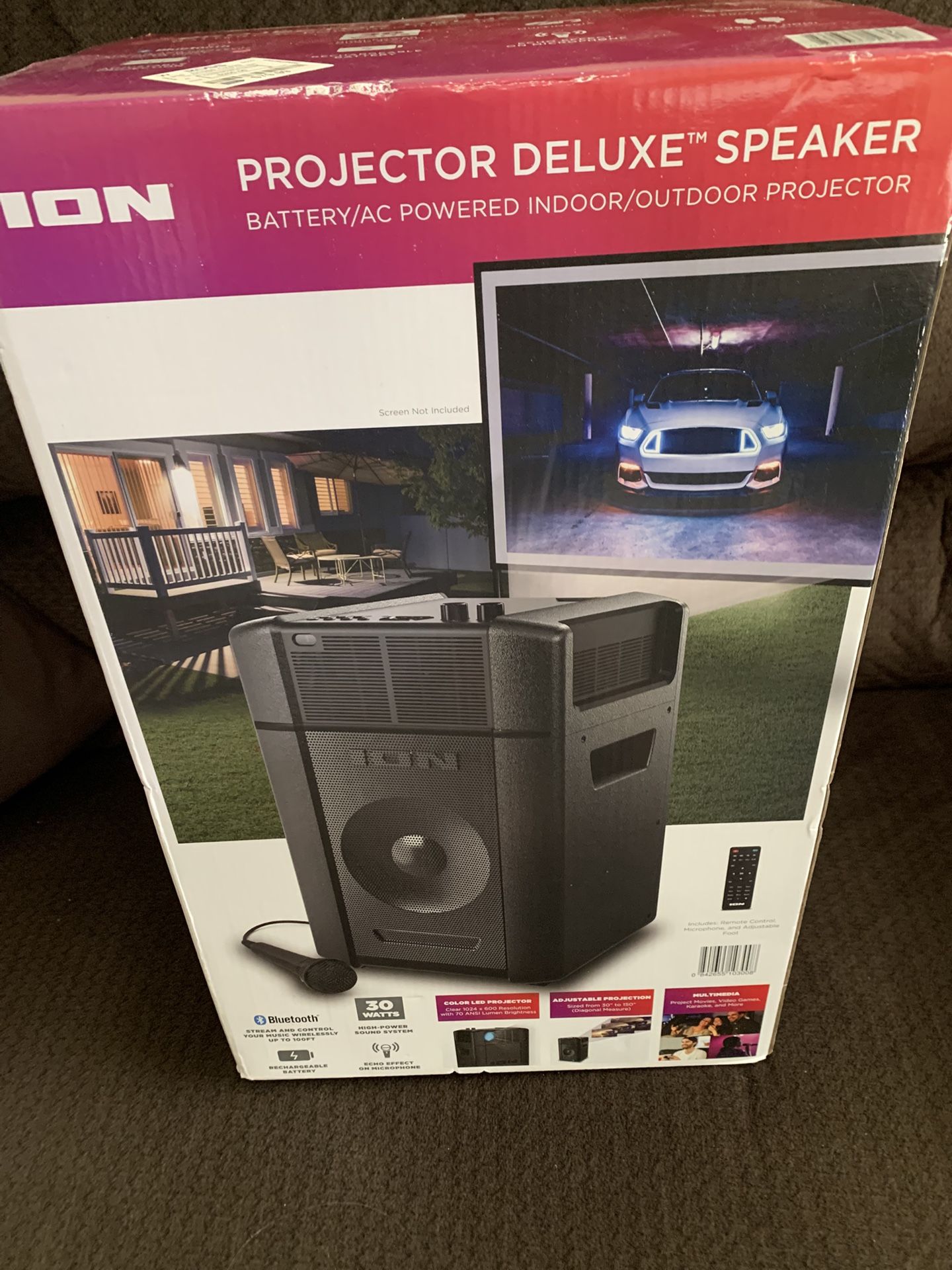 Karaoke And Projection System