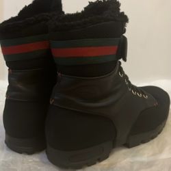 Vintage men’s size 10 1/2 Gucci combat Boots