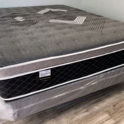 Queen Oasis Thermal Comfort Europillow Top 12inch Matres!!